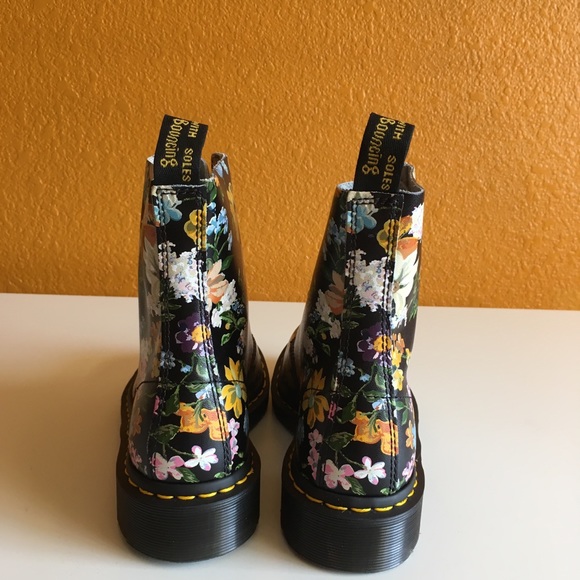 Dr.Martens Pascal Boots - Picture 3 of 6